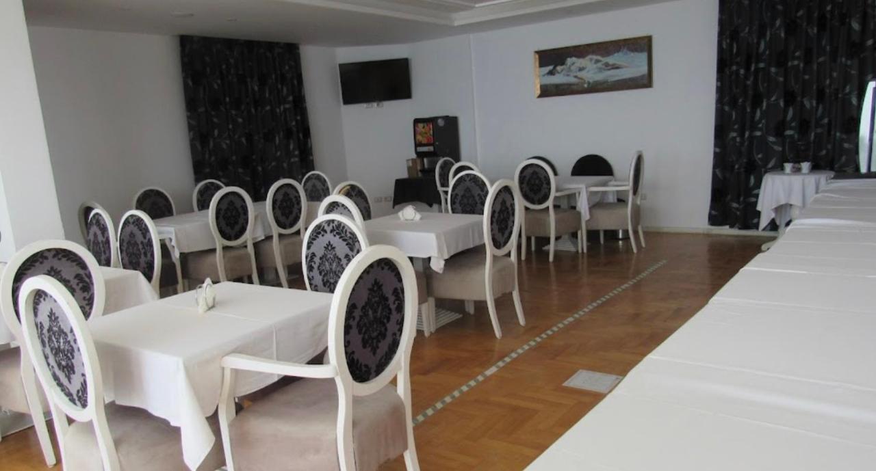 Thea Hotel Vlorë Exteriér fotografie