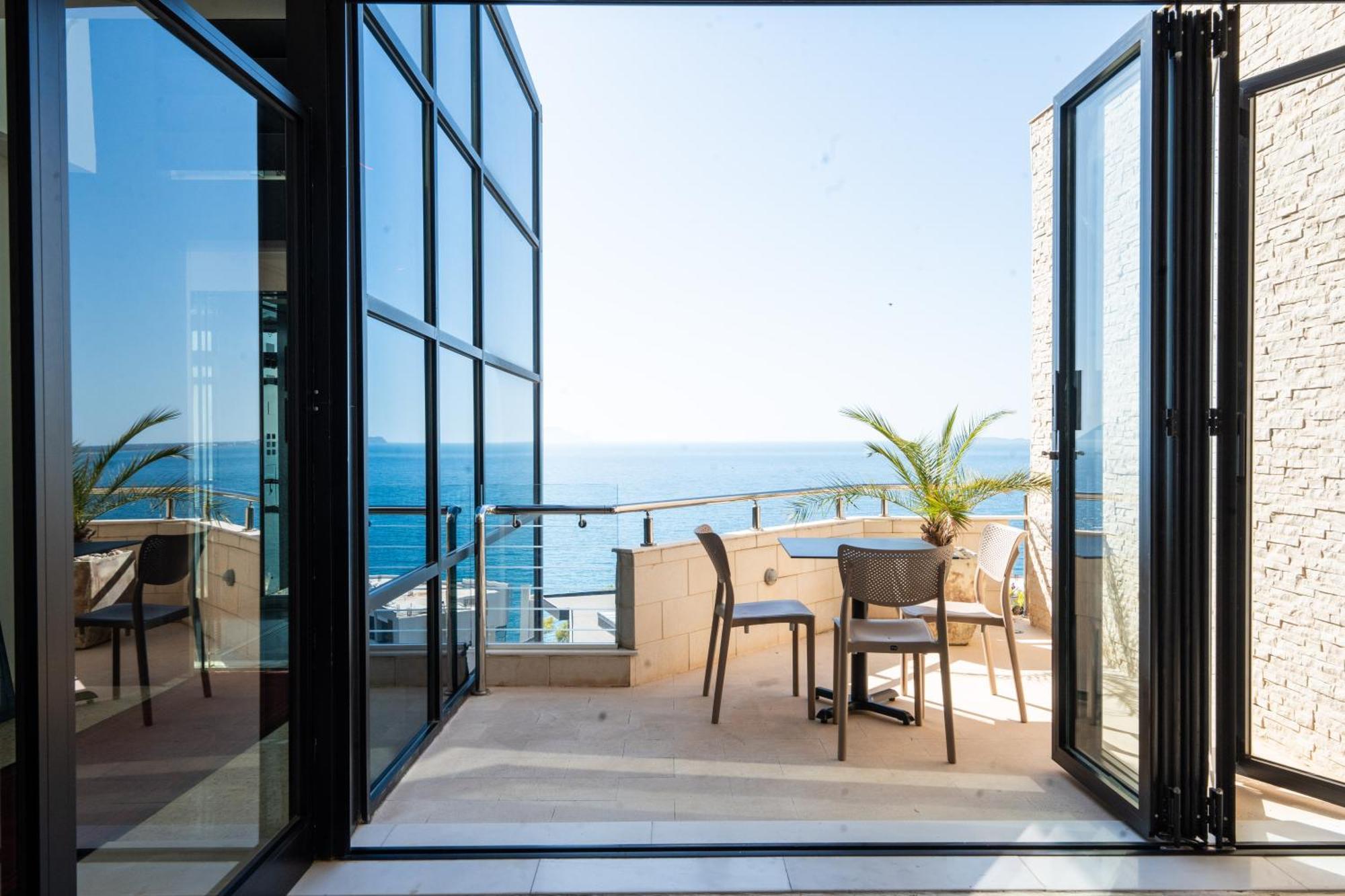 Thea Hotel Vlorë Exteriér fotografie