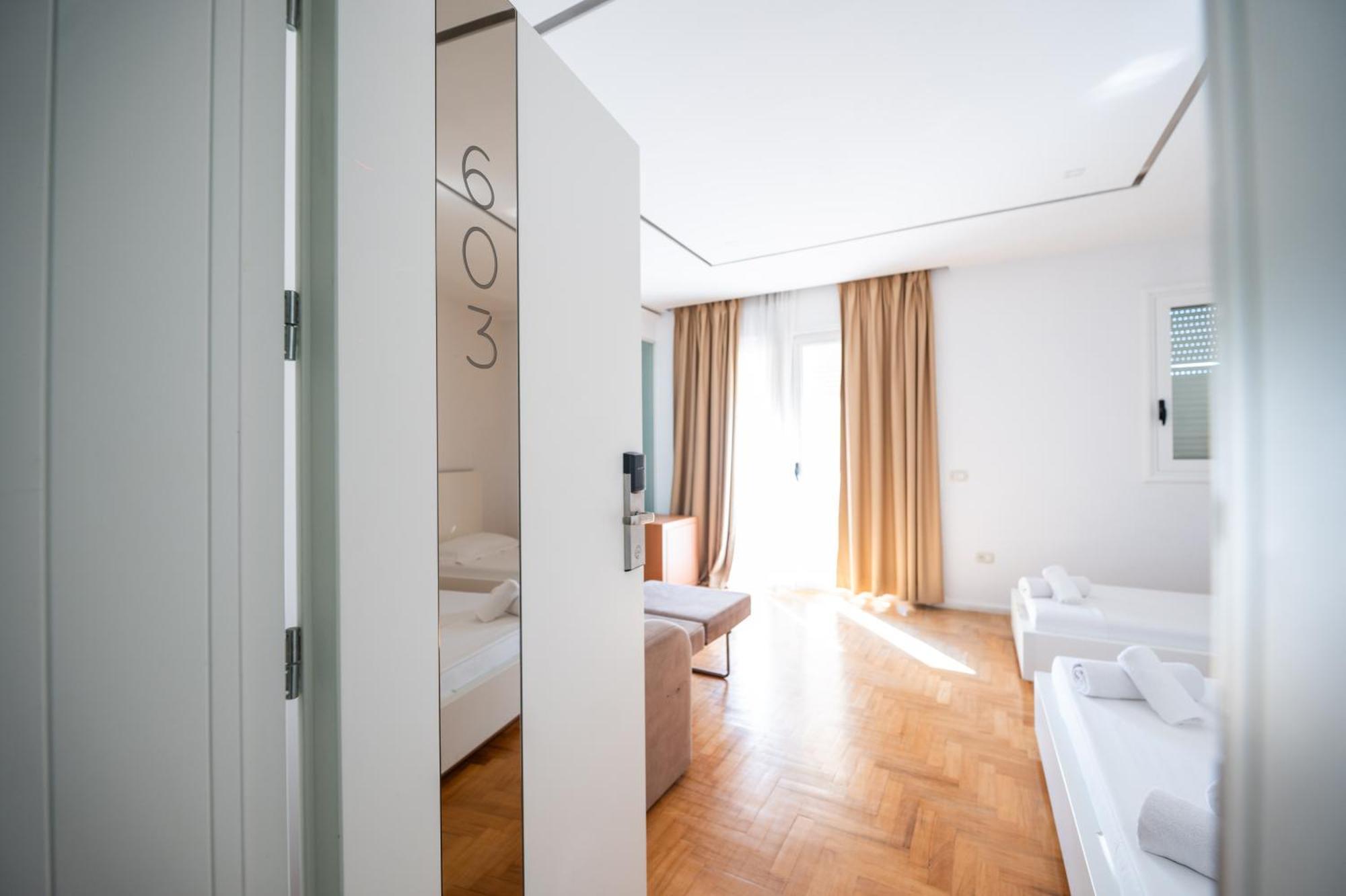Thea Hotel Vlorë Exteriér fotografie